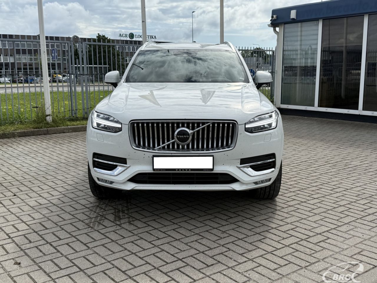 Volvo XC90 | 26