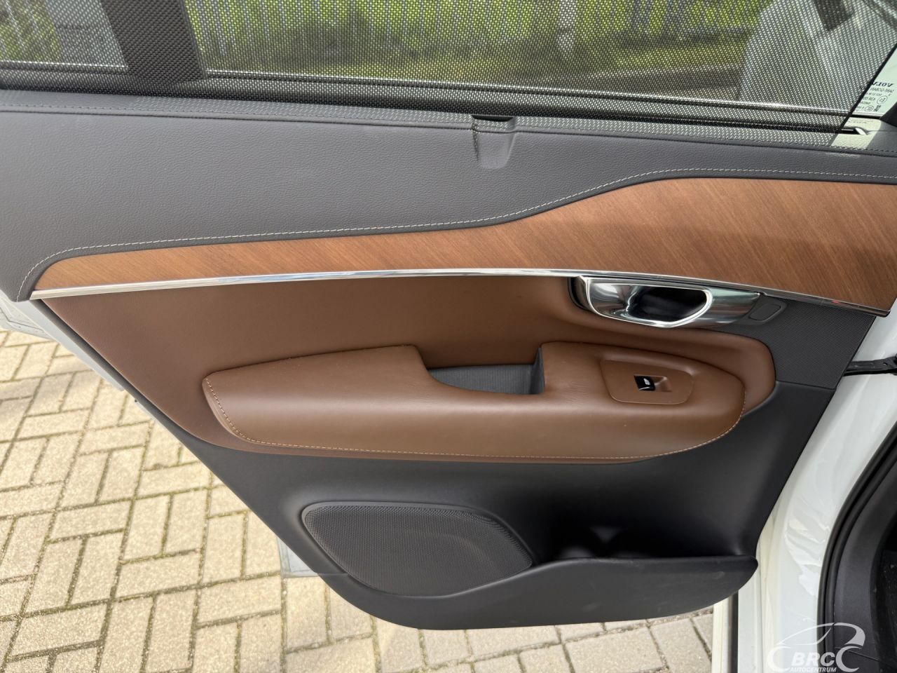 Volvo XC90 | 10