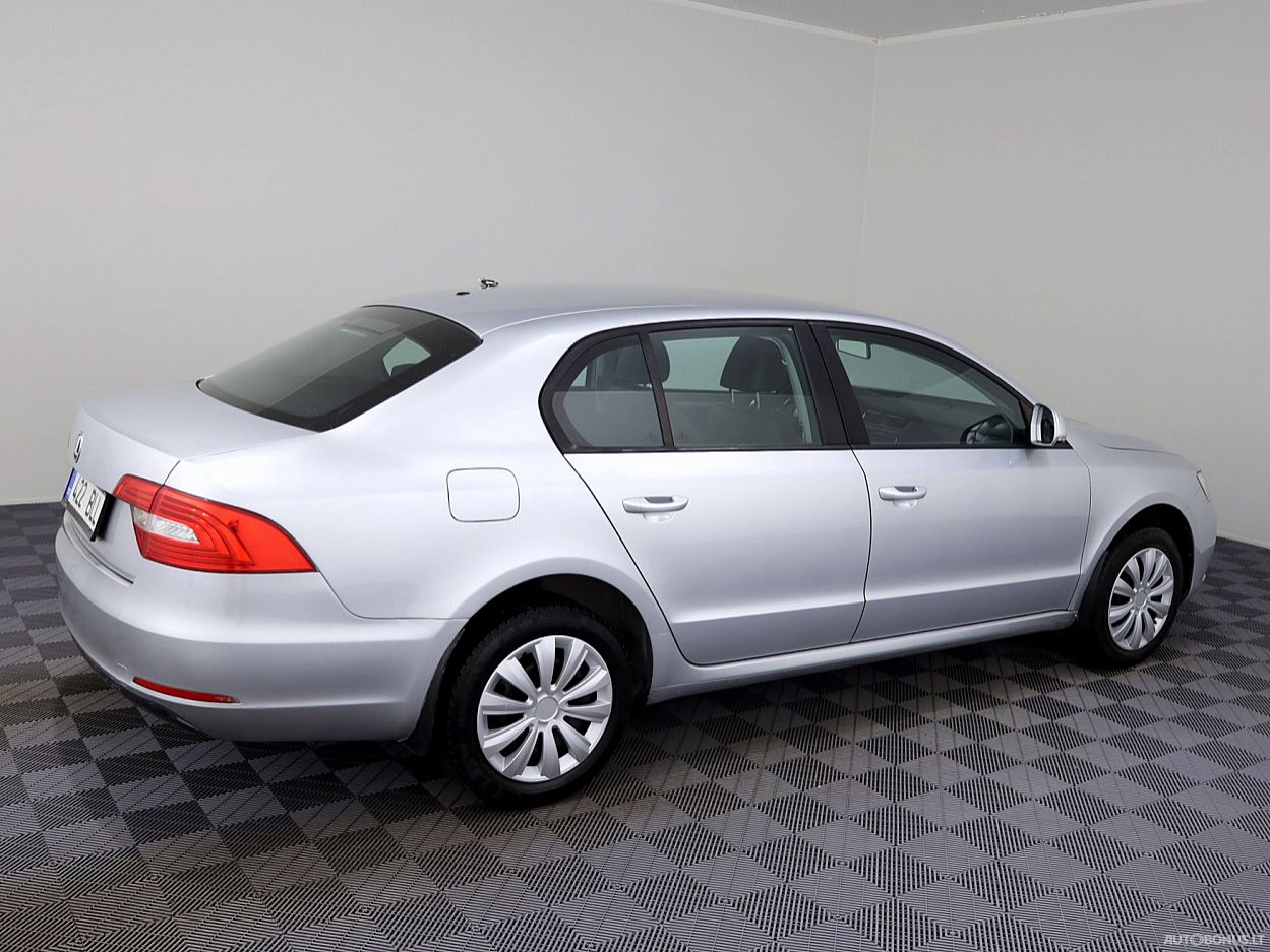 Skoda Superb | 2