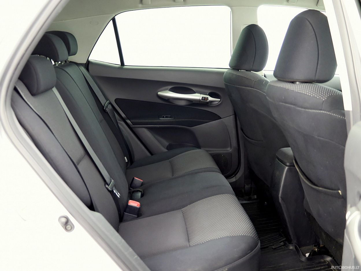 Toyota Auris | 6