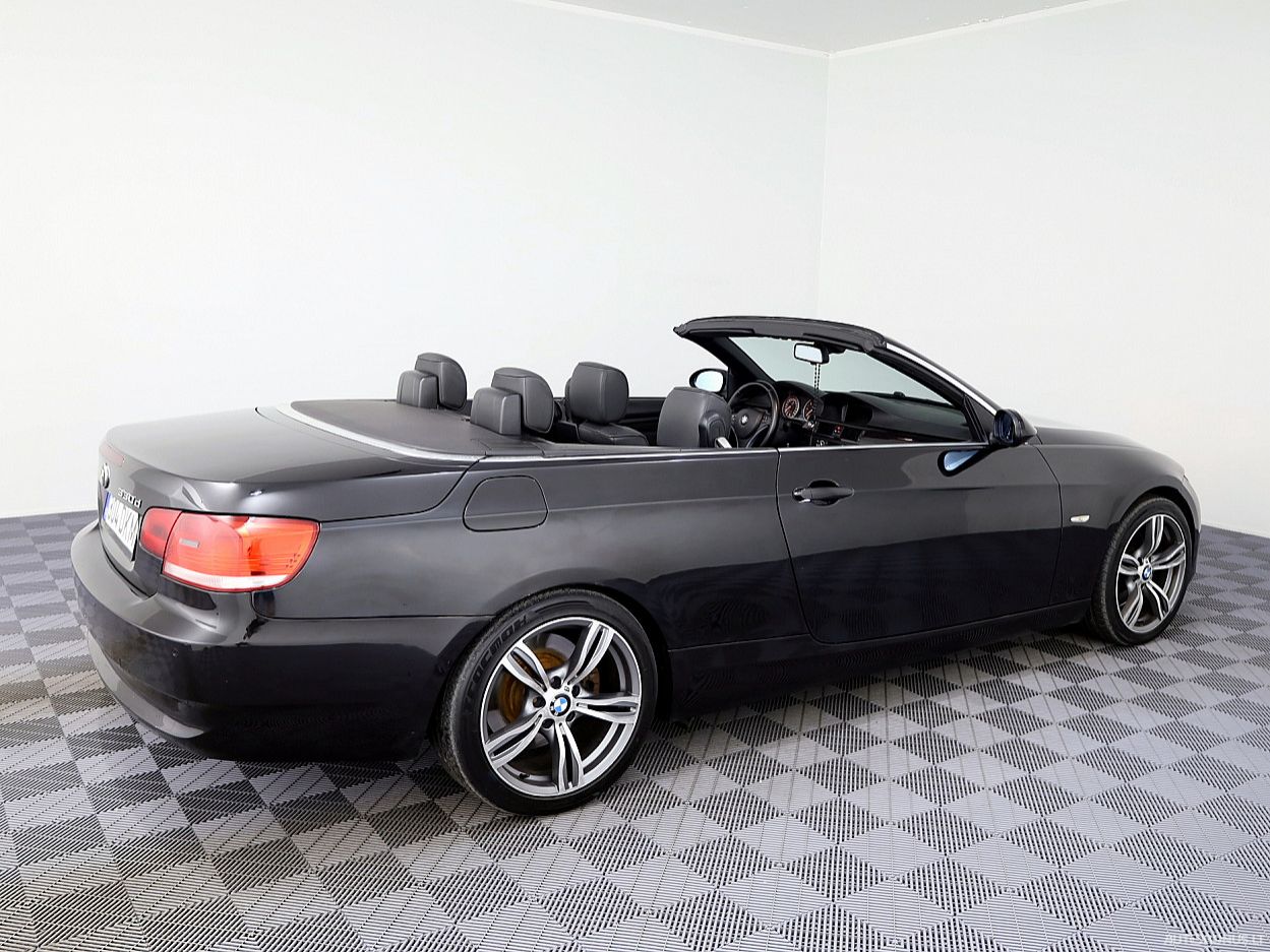 BMW 330 | 2