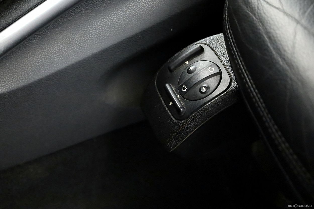 Mercedes-Benz ML320 | 9