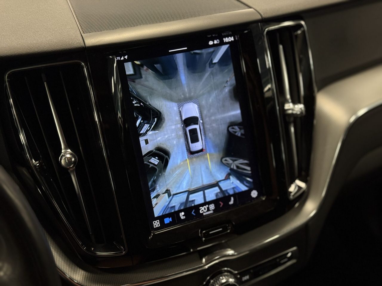 Volvo XC60 | 13
