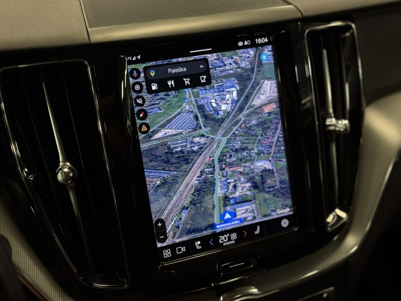 Volvo XC60 | 16