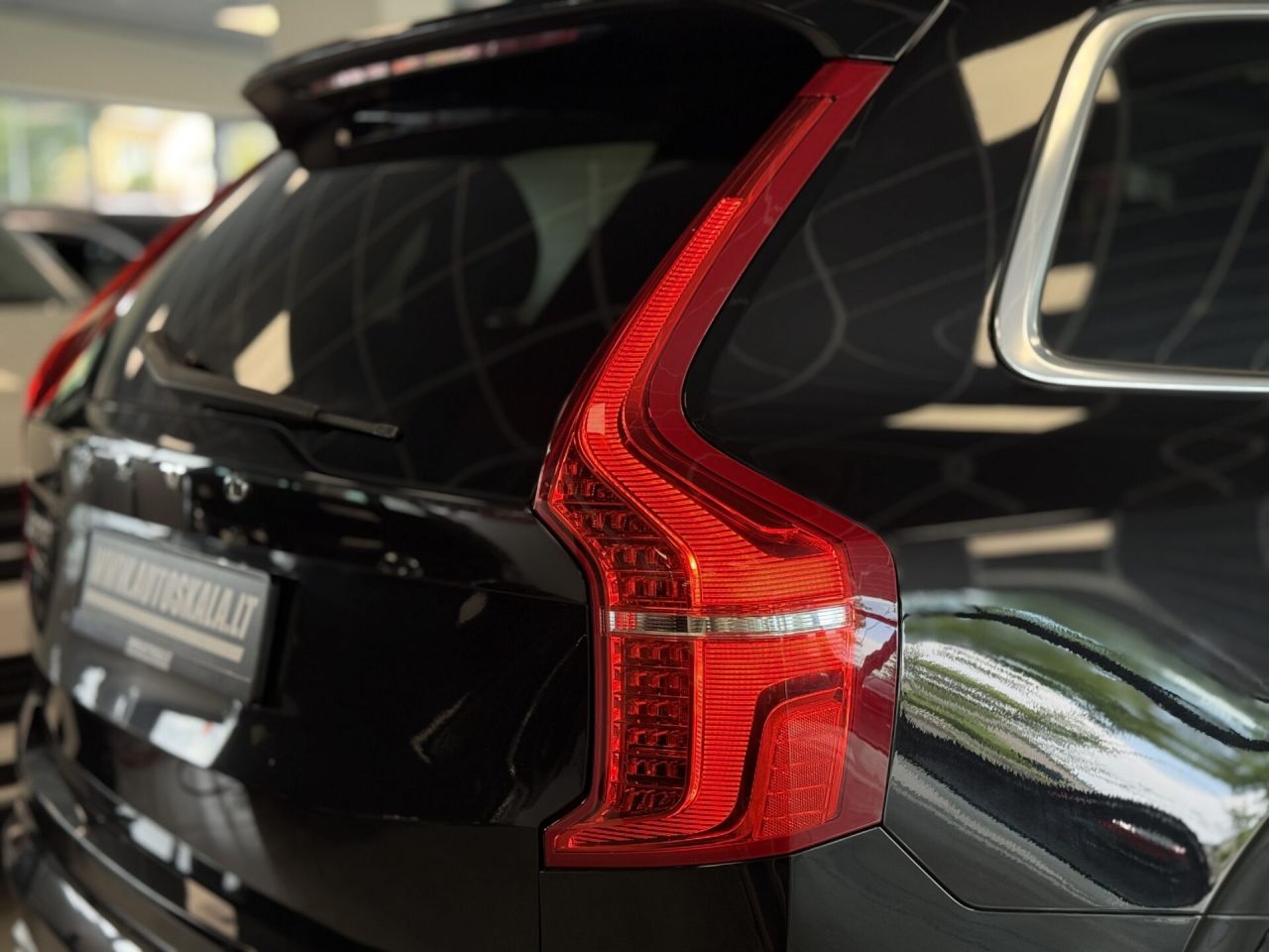Volvo XC90 | 29