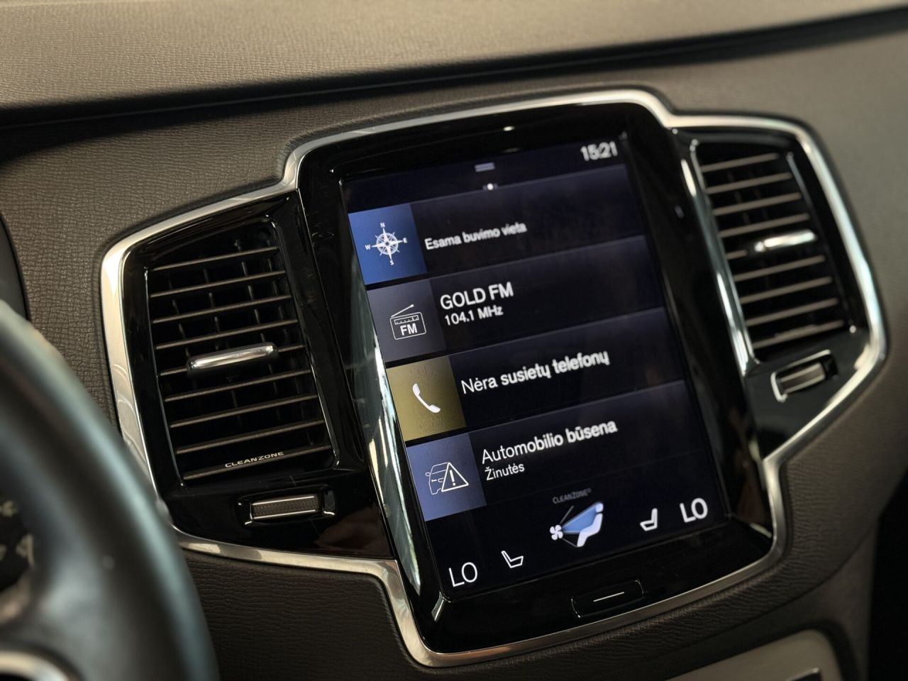 Volvo XC90 | 7