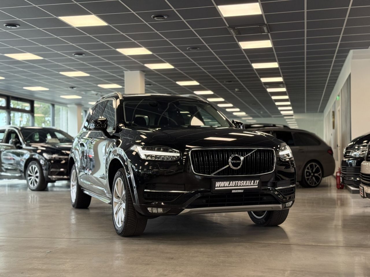 Volvo XC90 | 39