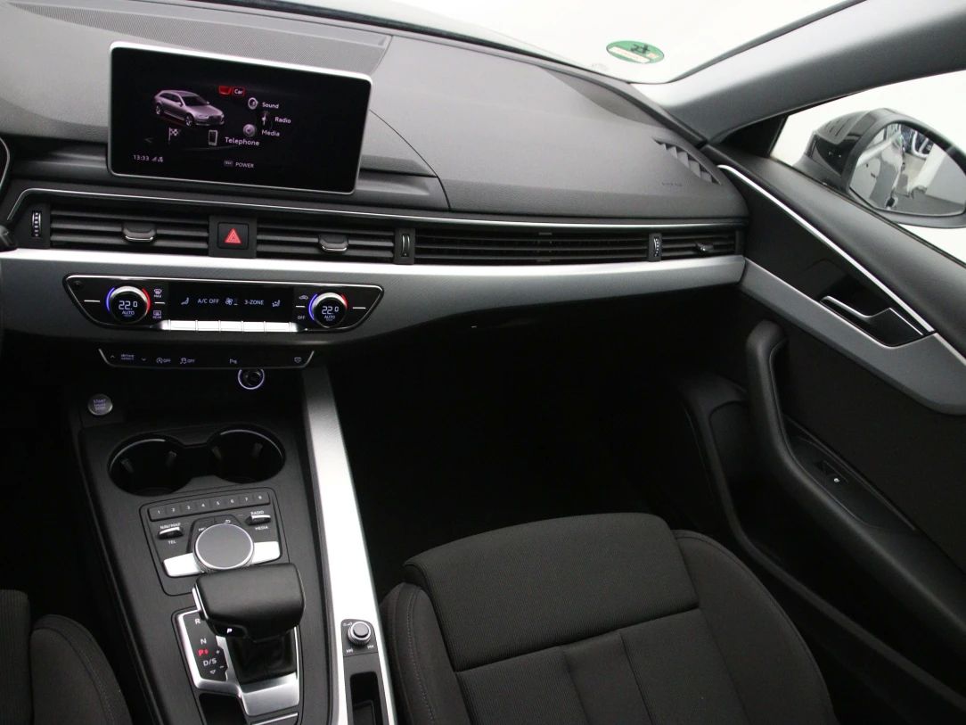 Audi A4 | 20