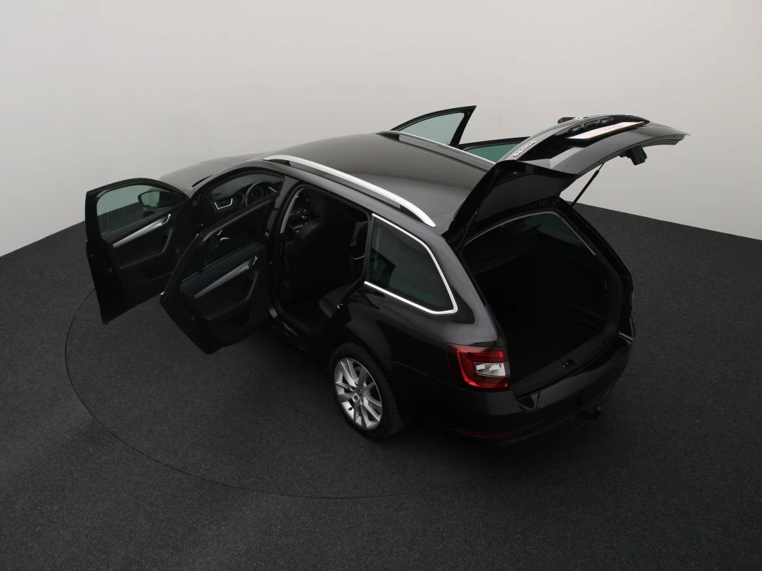 Skoda Octavia | 12