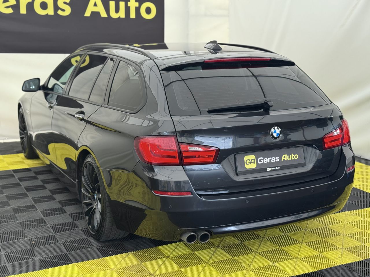 BMW 520 | 5