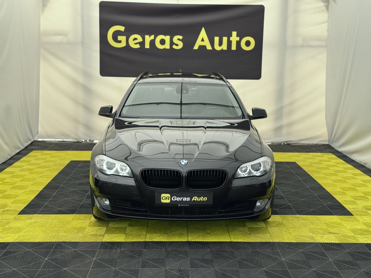 BMW 520 | 6