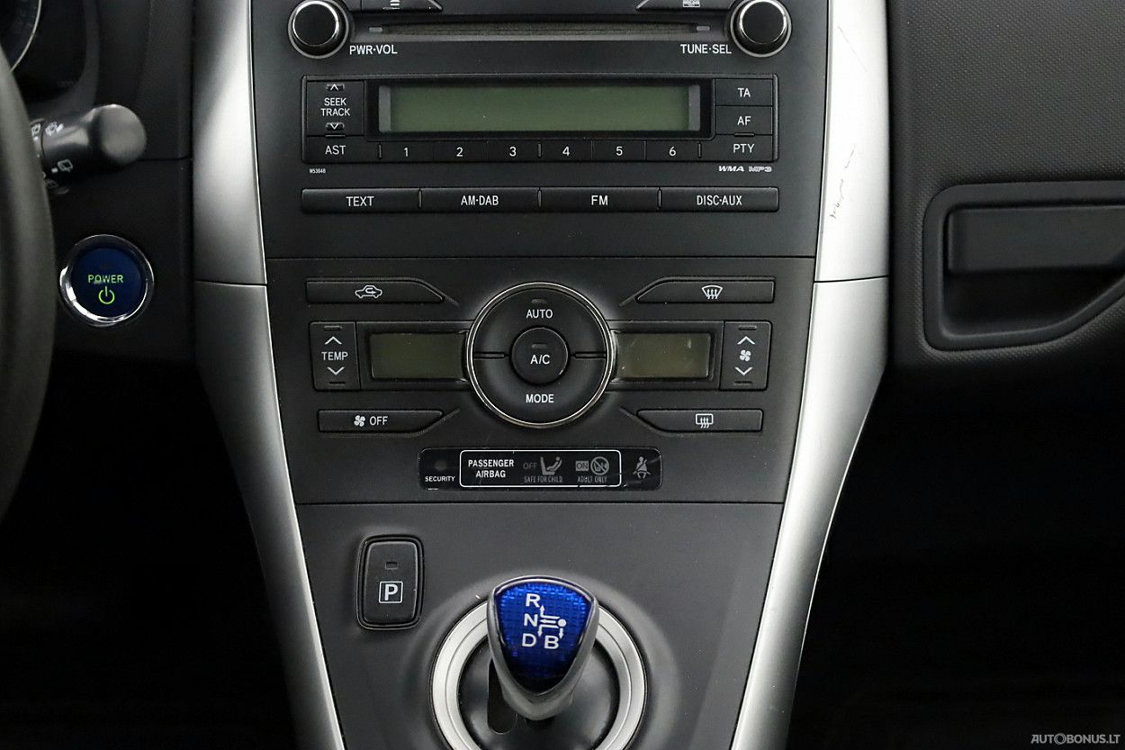 Toyota Auris | 7