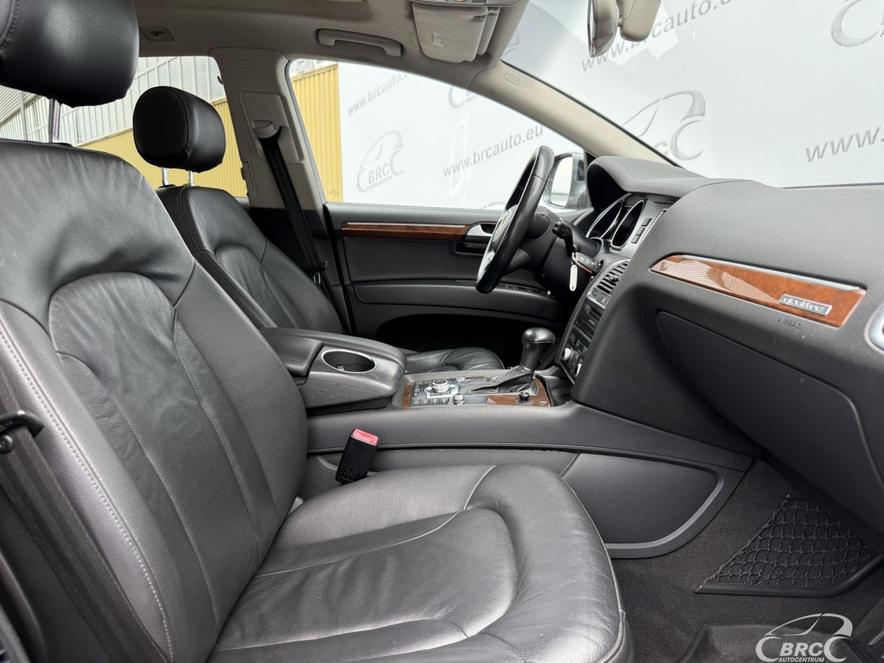Audi Q7 | 8