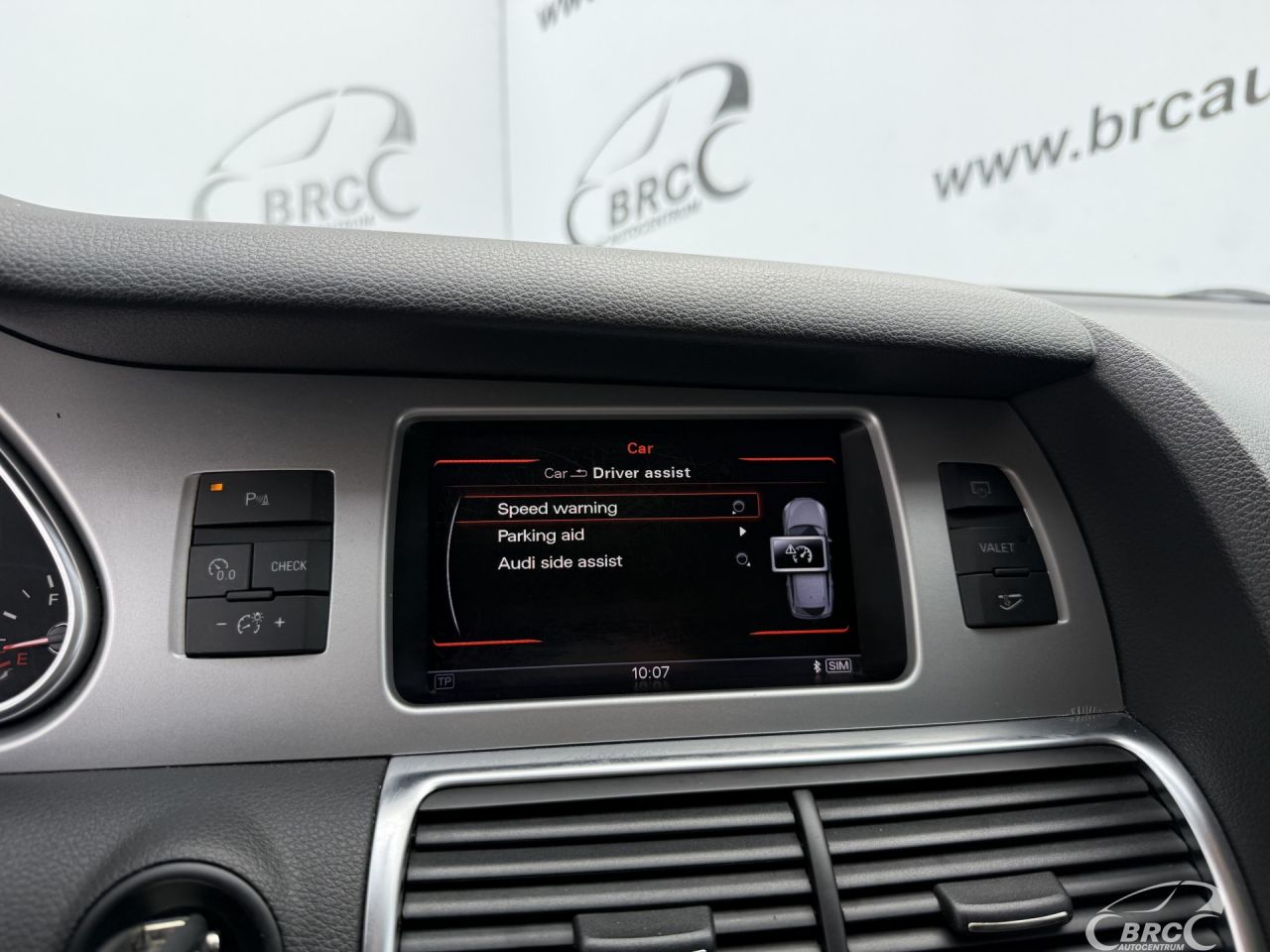 Audi Q7 | 38