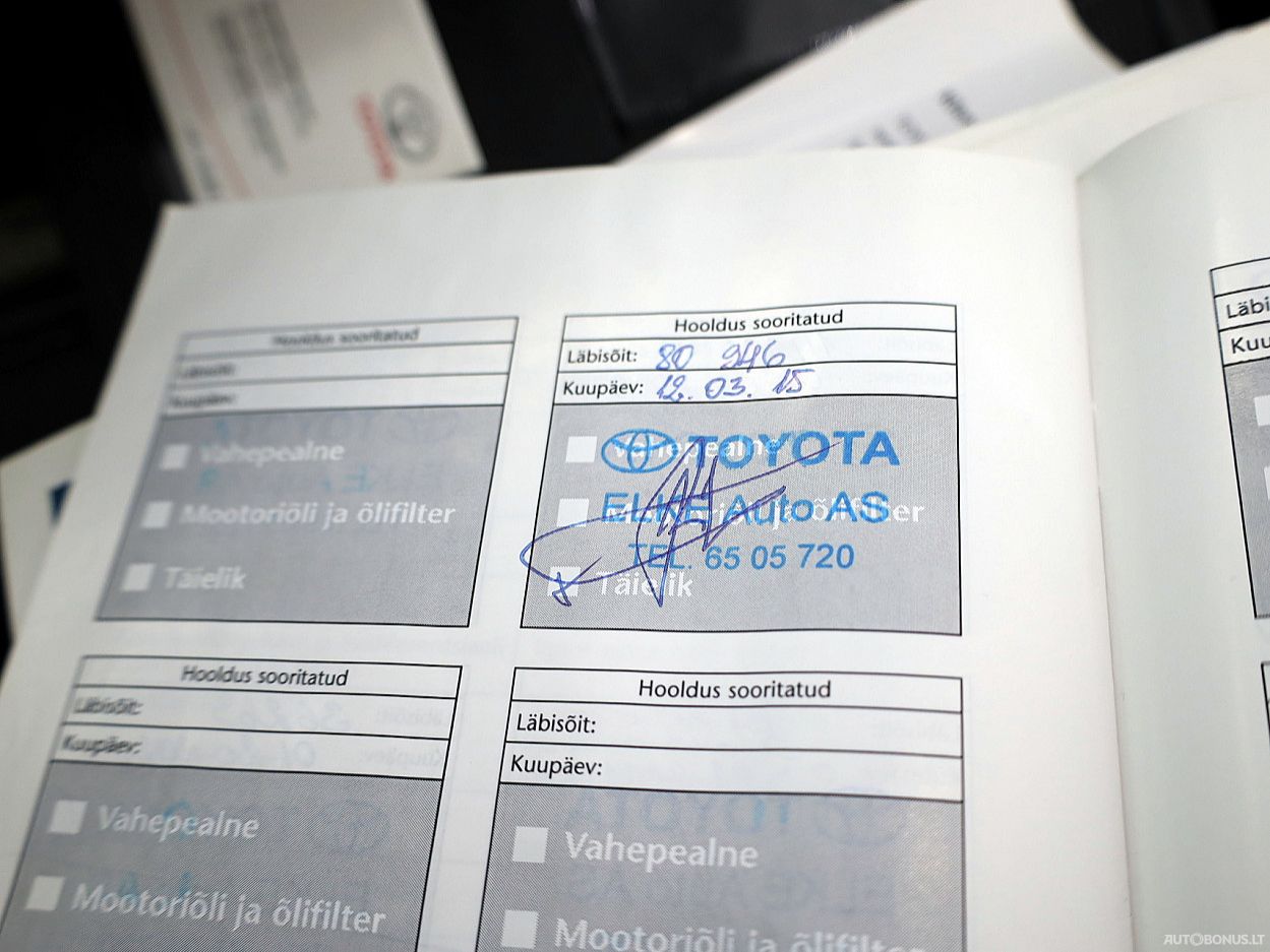 Toyota Auris | 8