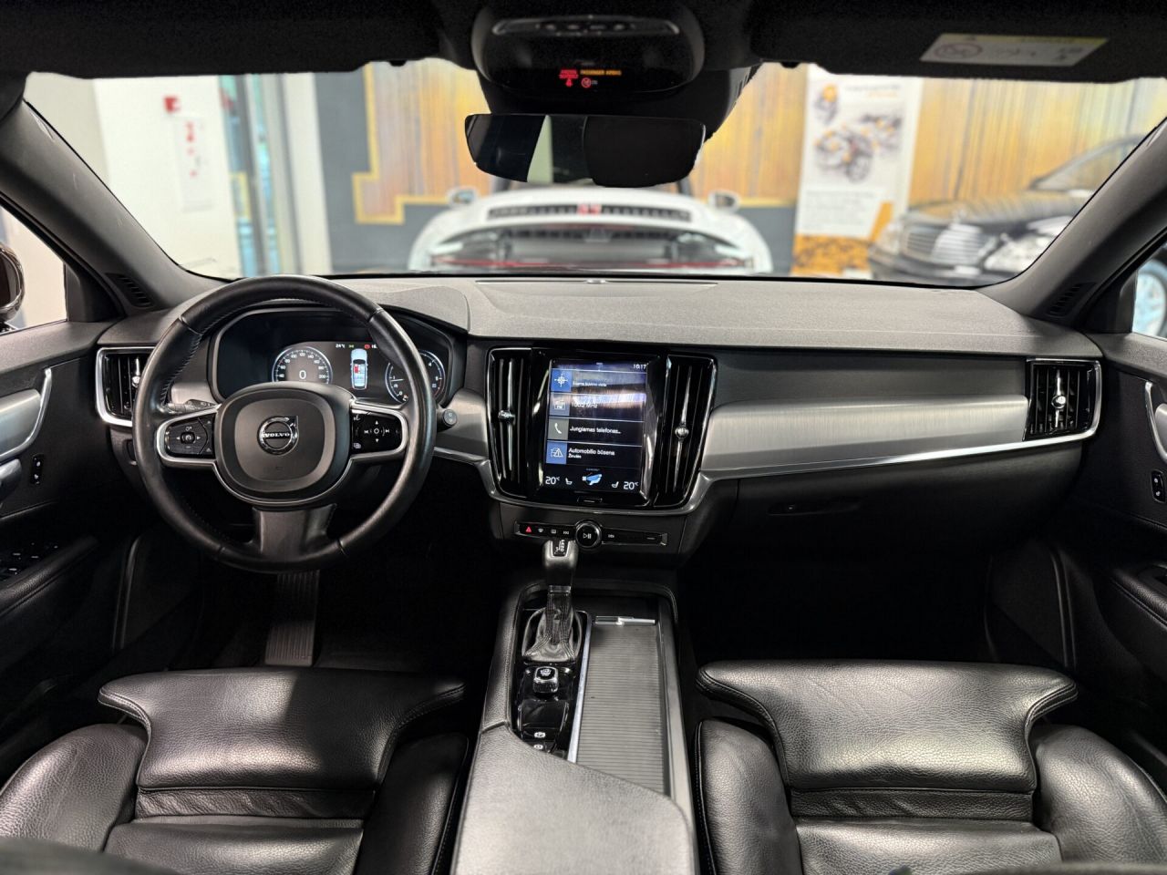 Volvo V90 | 35