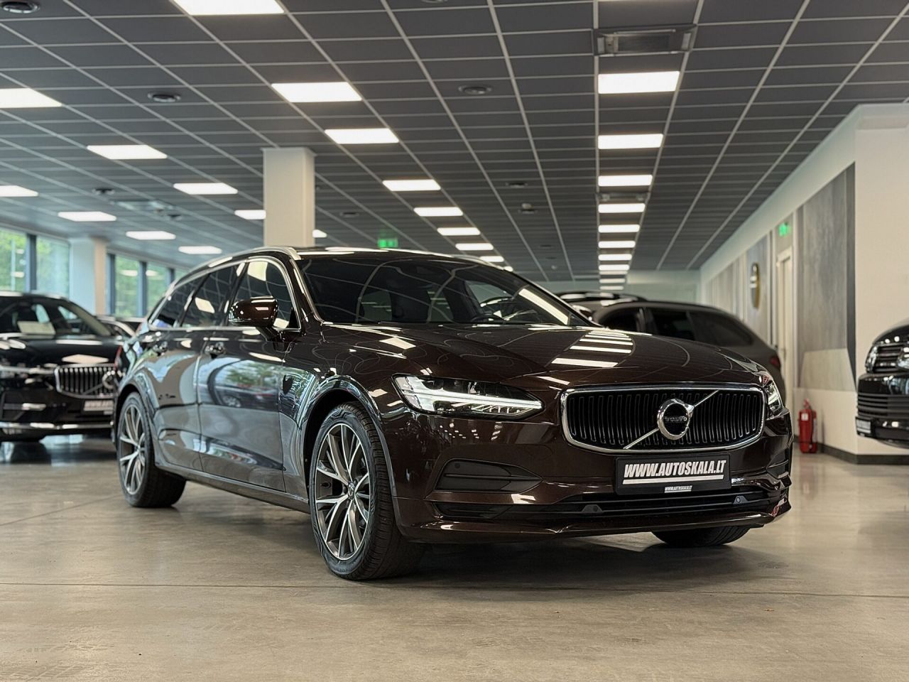 Volvo V90 | 8