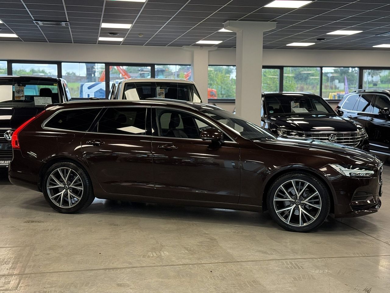 Volvo V90 | 13