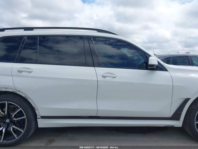 BMW X7 | 12