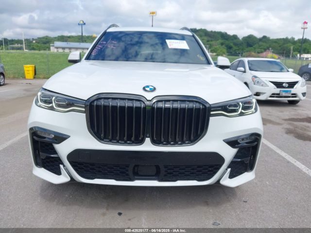 BMW X7 | 11