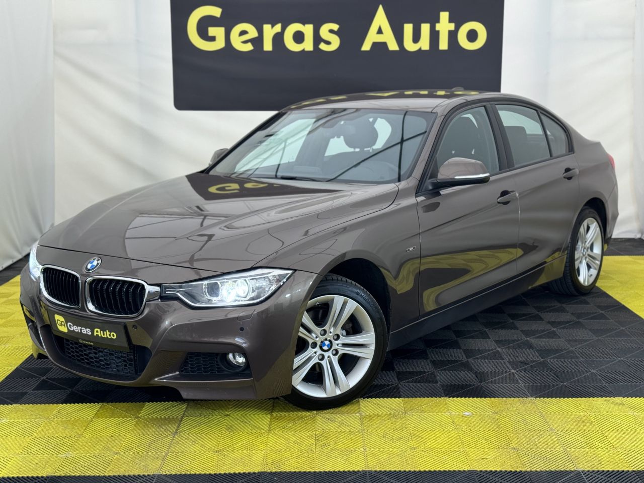 BMW 320