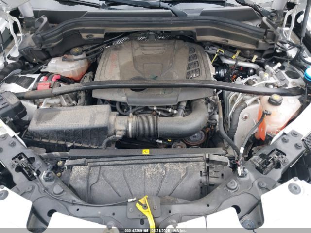 Alfa Romeo Stelvio | 9