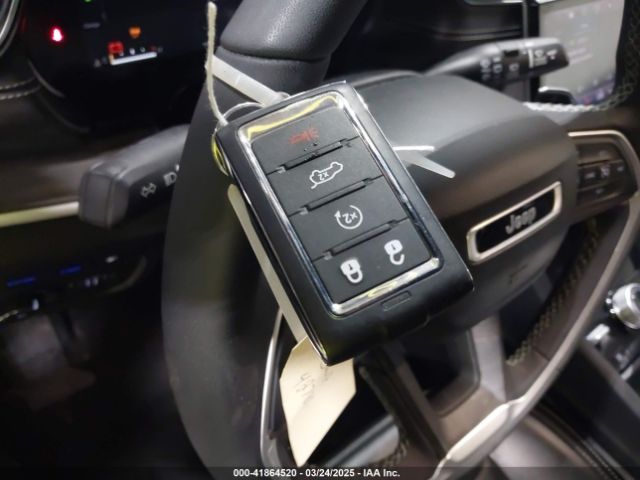 Jeep Grand Cherokee | 10