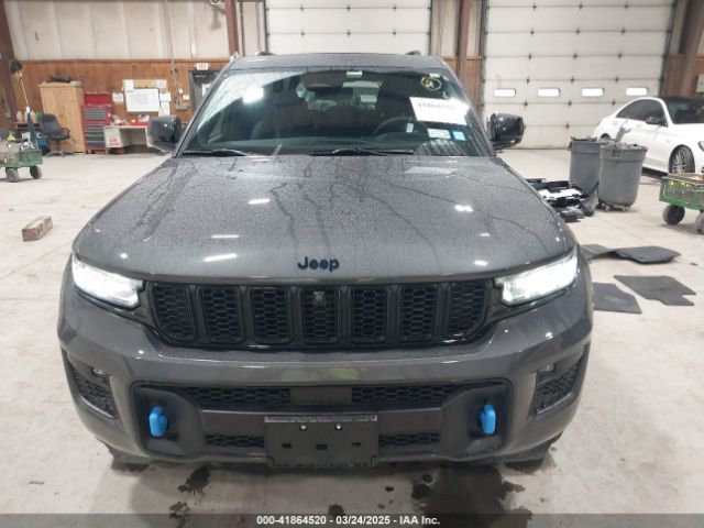 Jeep Grand Cherokee | 12
