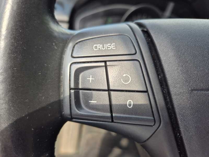 Volvo XC70 | 9