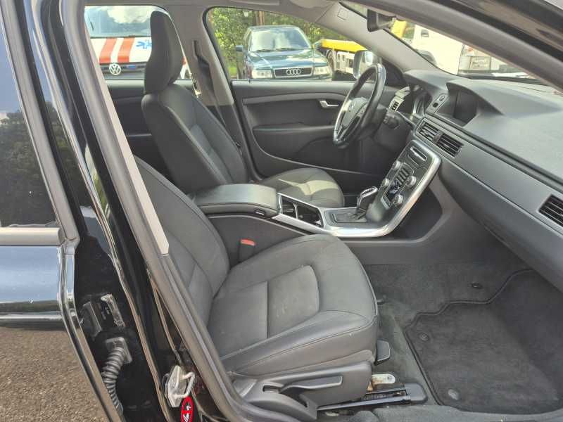 Volvo XC70 | 7