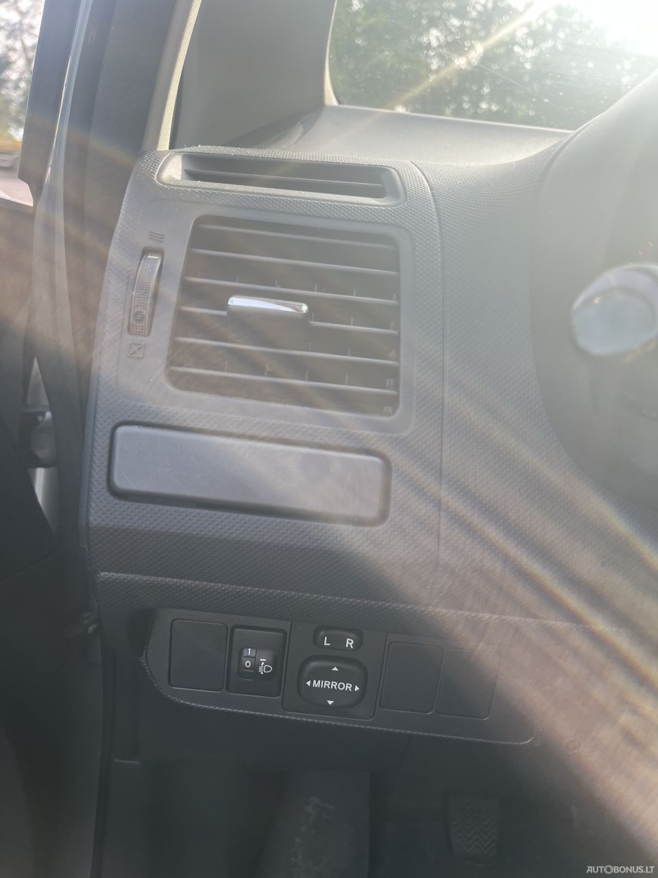 Toyota Auris | 13