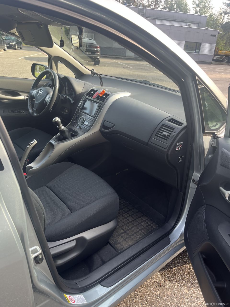 Toyota Auris | 14