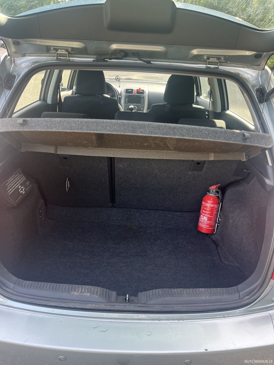 Toyota Auris | 8