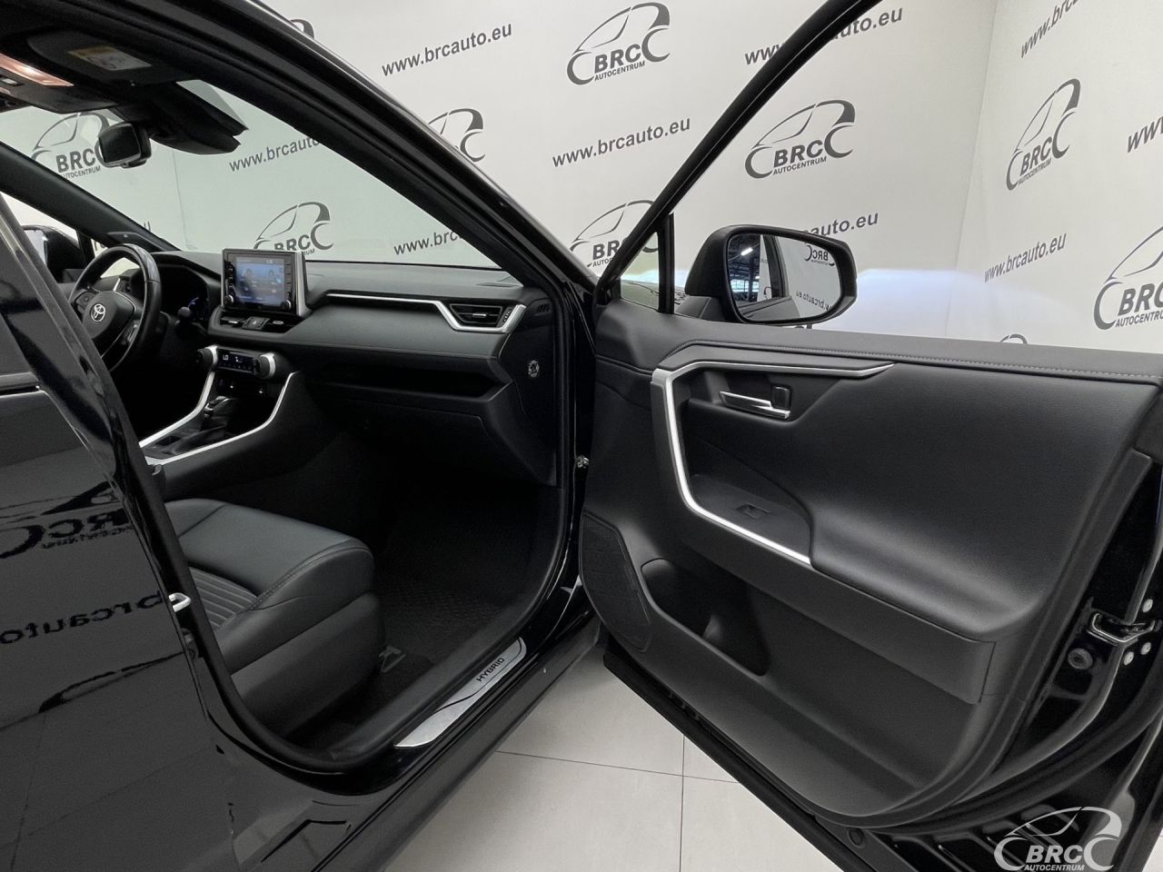 Toyota RAV4 | 7