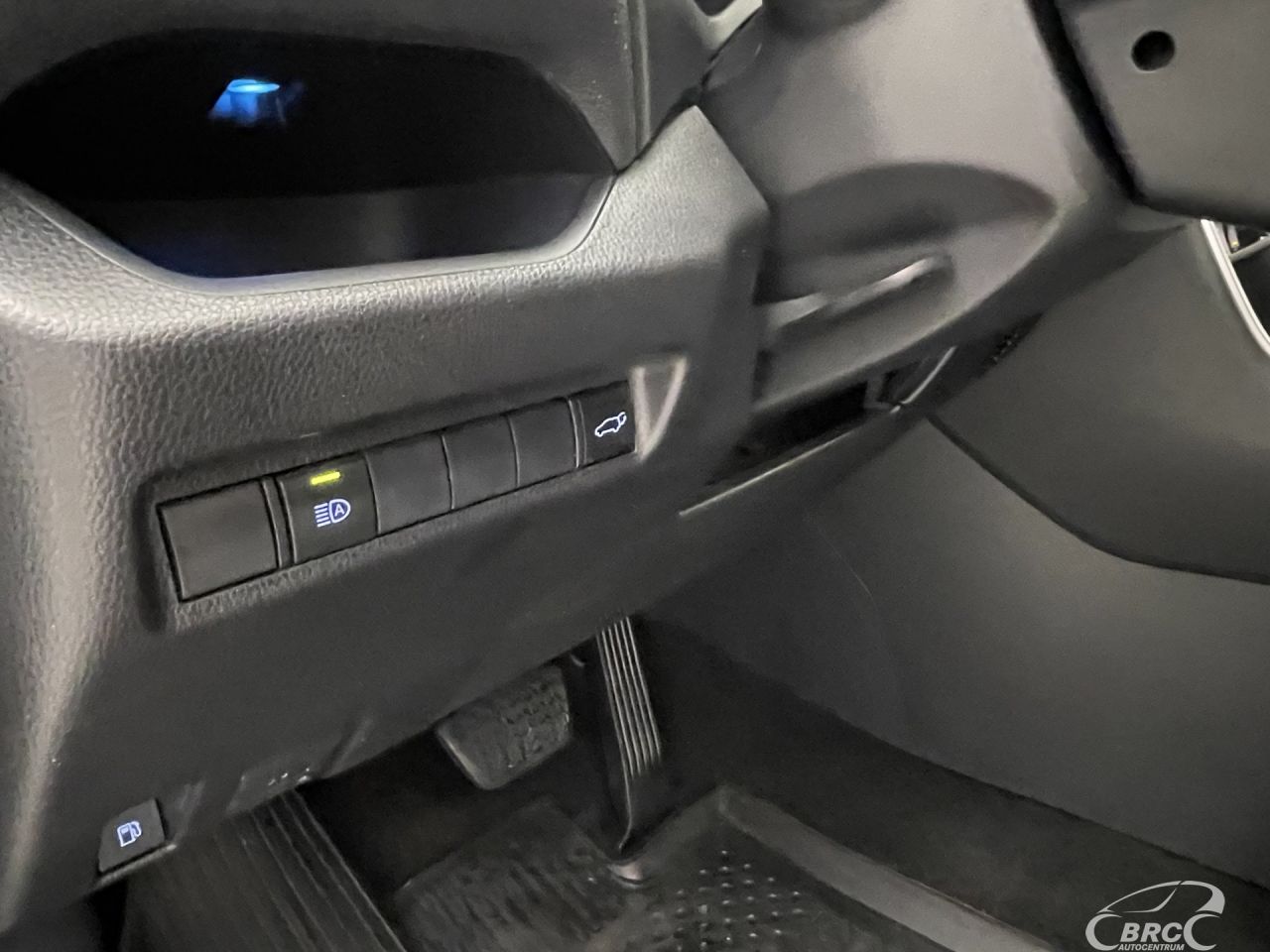 Toyota RAV4 | 25