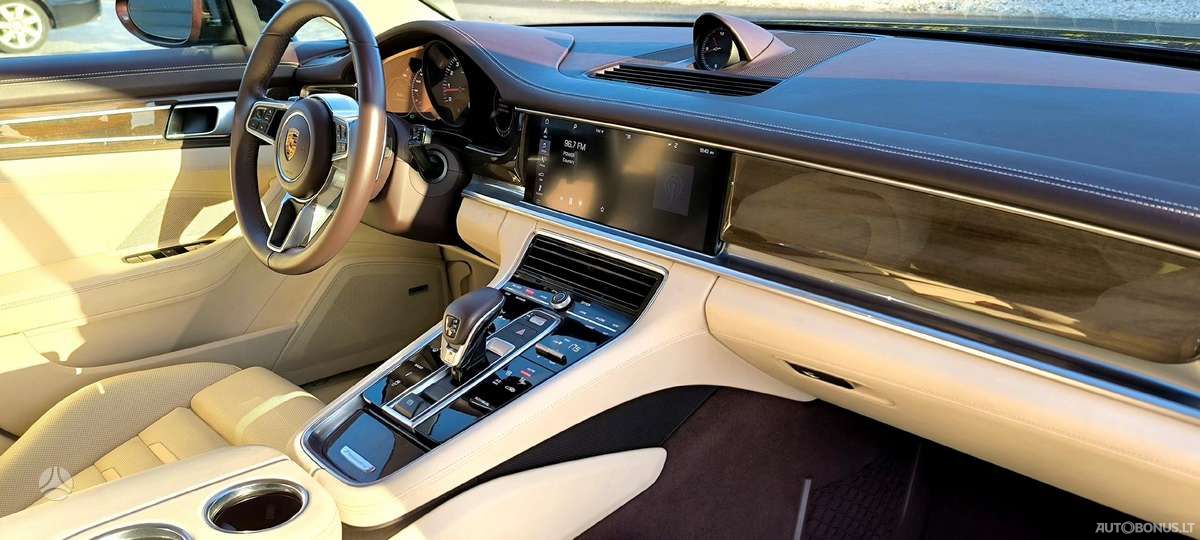Porsche Panamera | 12