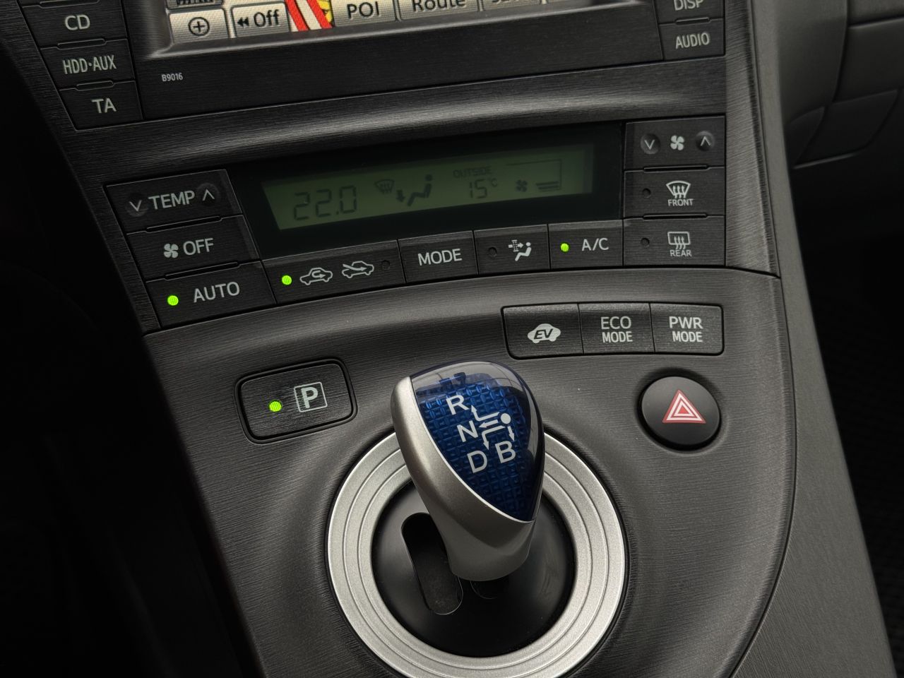 Toyota Prius | 18