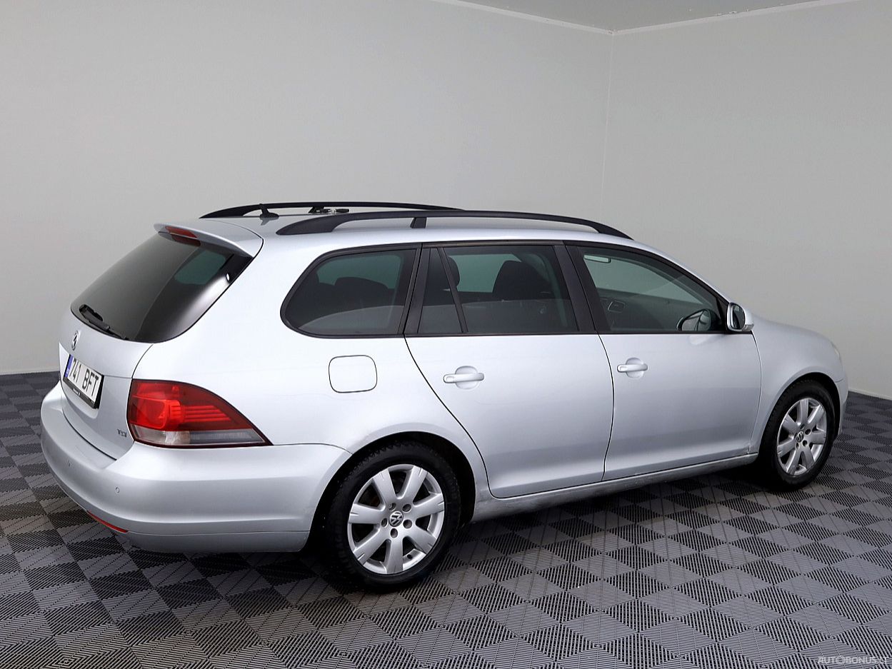 Volkswagen Golf | 2