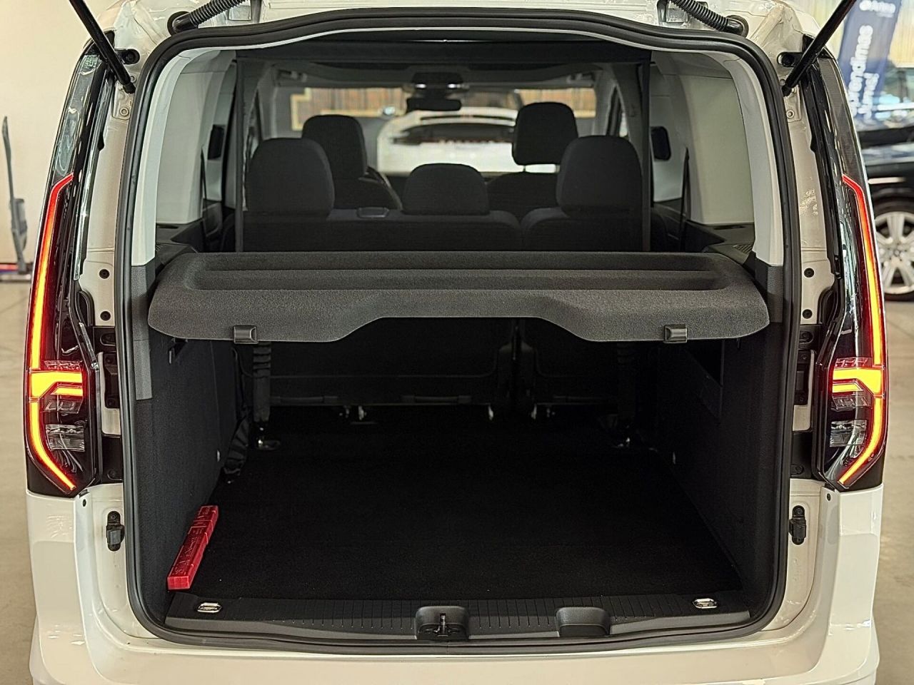 Volkswagen Caddy | 22