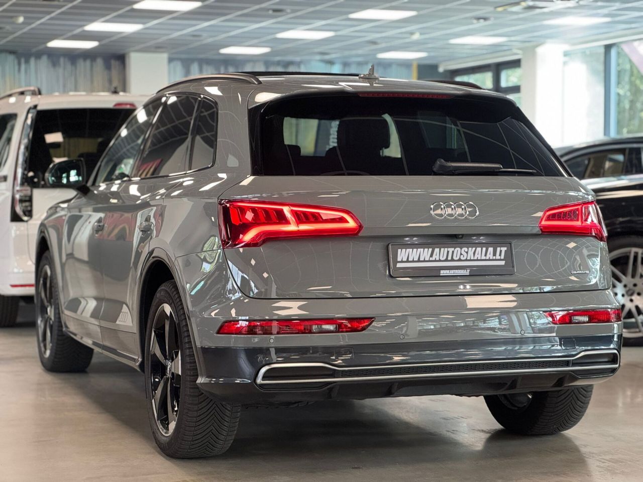 Audi Q5 | 26