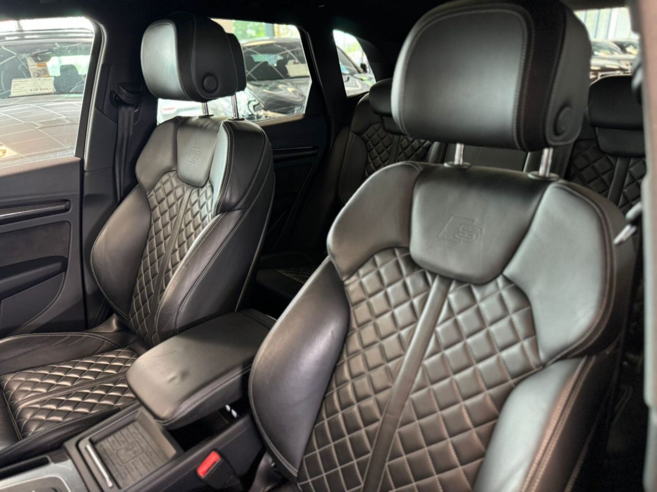 Audi Q5 | 10