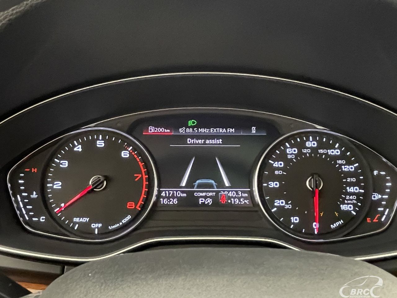Audi Q5 | 32