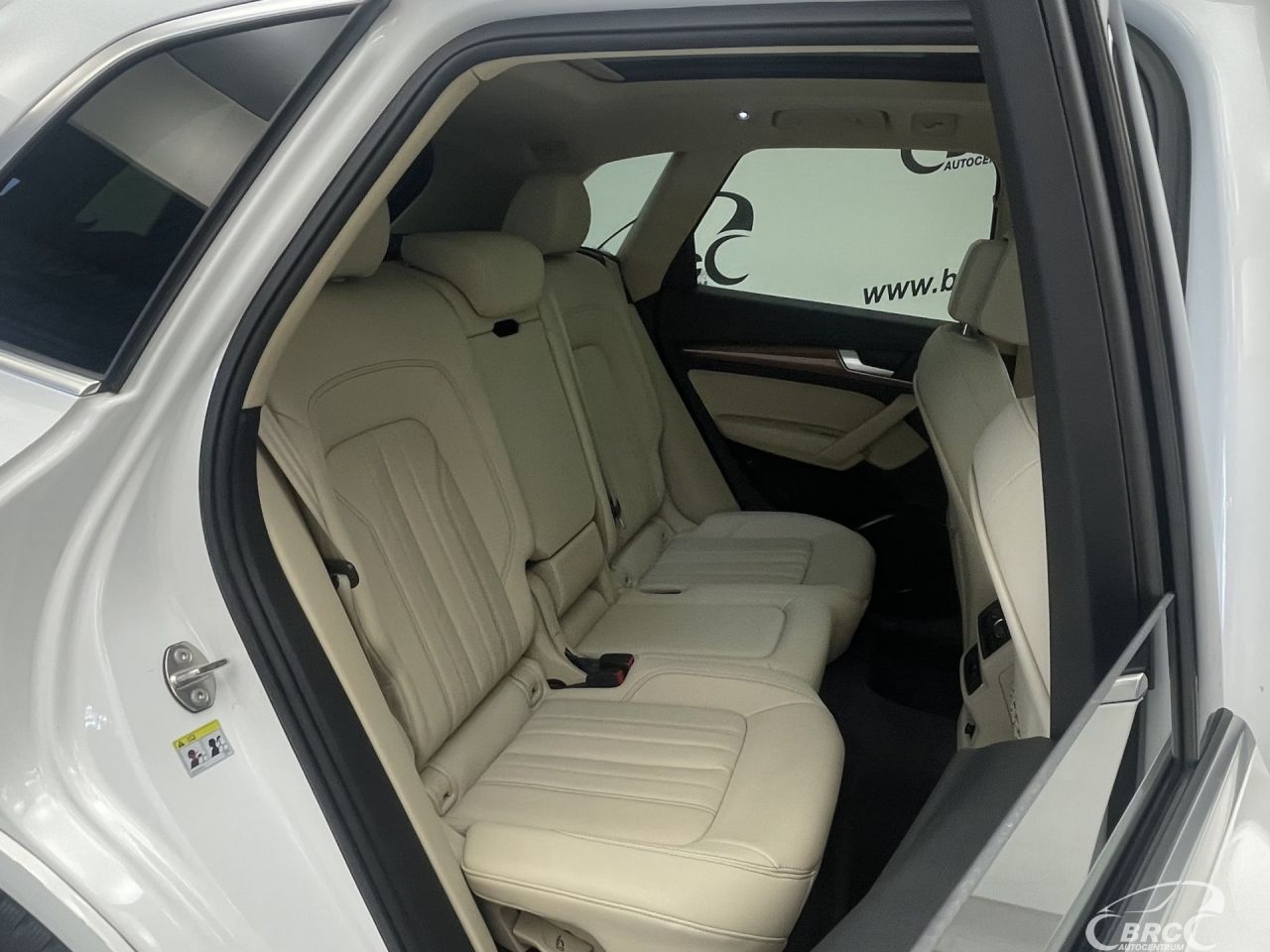 Audi Q5 | 11