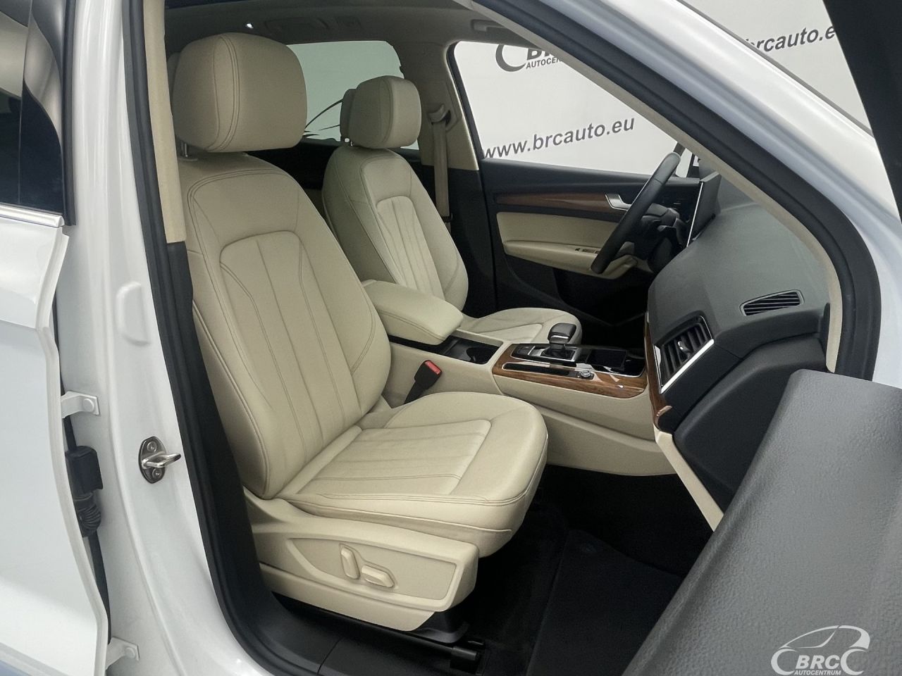 Audi Q5 | 6