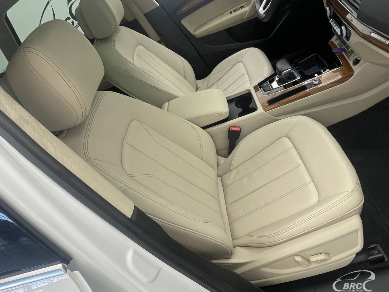 Audi Q5 | 4
