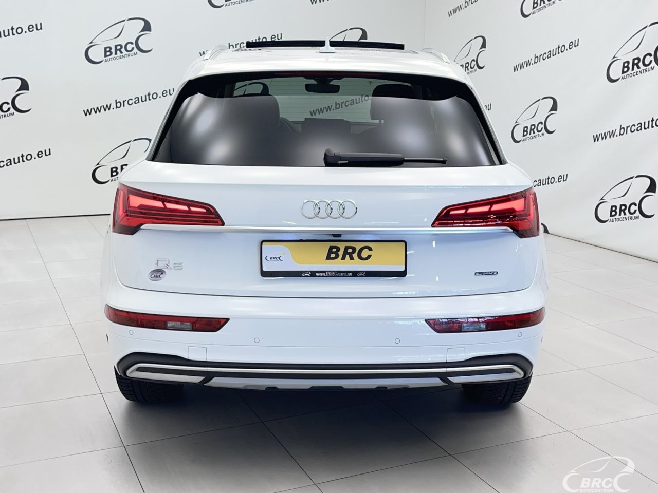 Audi Q5 | 48