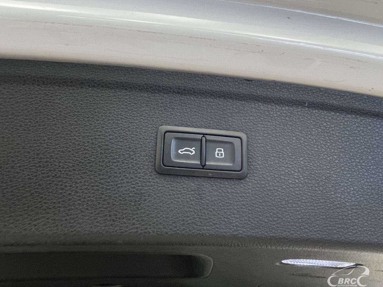 Audi Q5 | 44