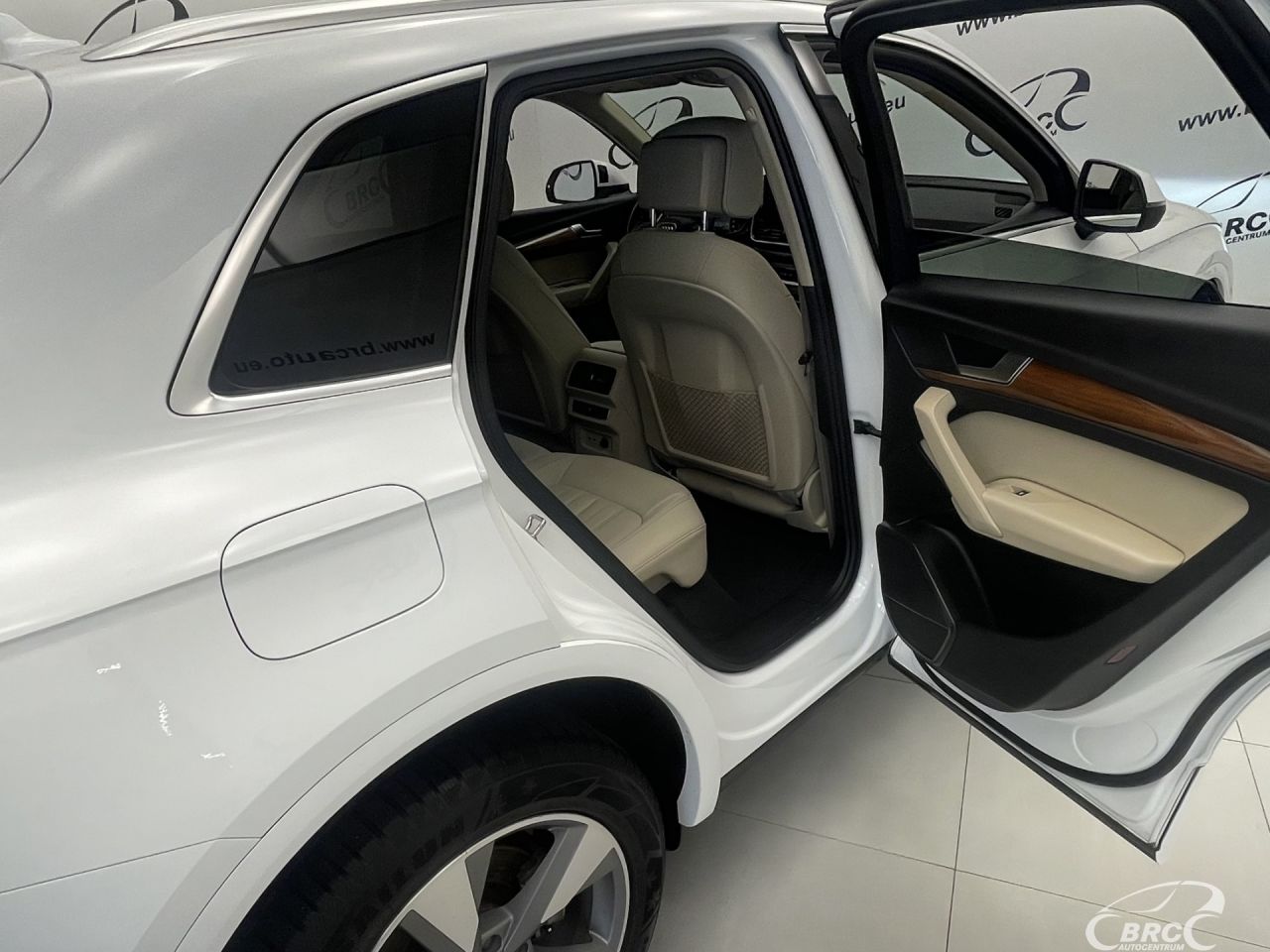 Audi Q5 | 12