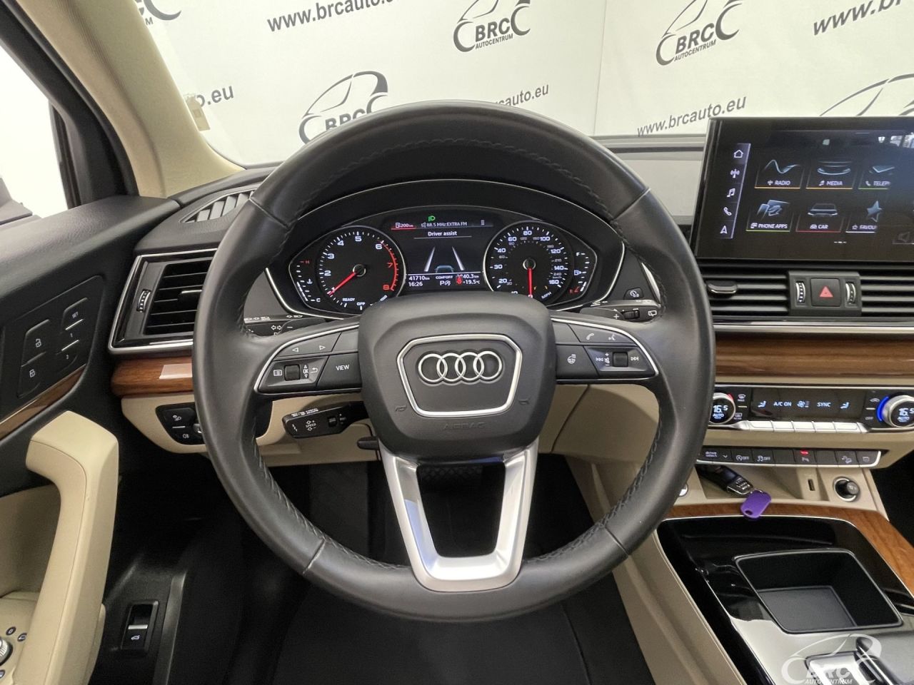 Audi Q5 | 28