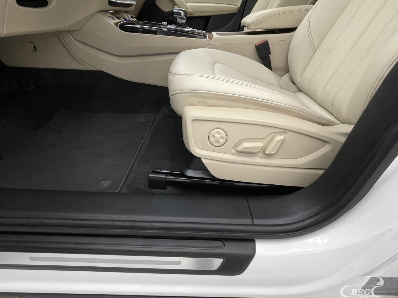 Audi Q5 | 22